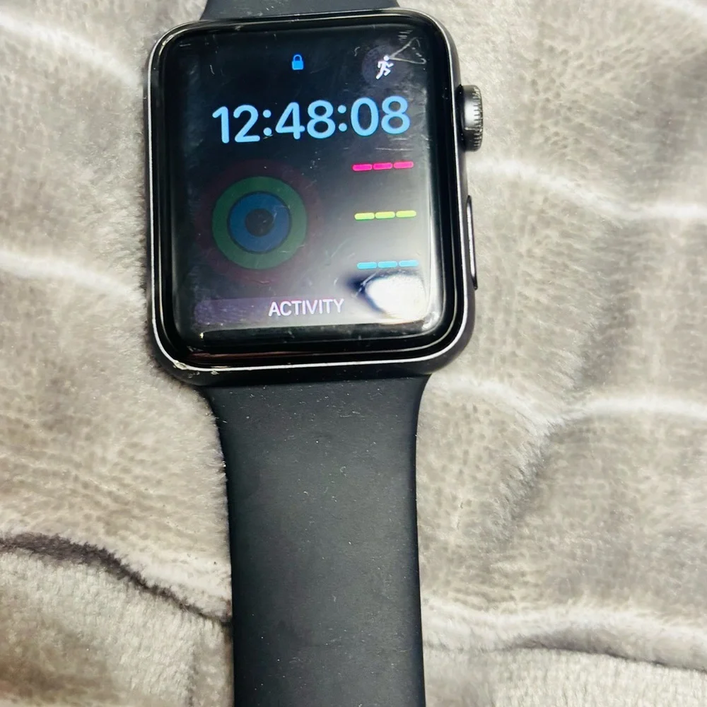 Apple Watch Series 3 GPS & Cellular - 42mm - Sport Band - Aluminum Case